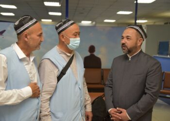 Фарғоналик зиёратчиларнинг илк гуруҳи Ҳаж сафаридан қайтди