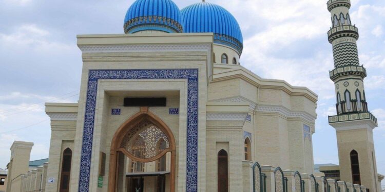 Фарғонадаги 195 та масжидда Қурбон ҳайити намози адо этилади