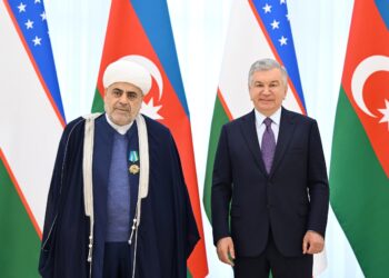 Шайхулислом Оллоҳшукур Пошшозода “Эл-юрт ҳурмати” ордени билан тақдирланди